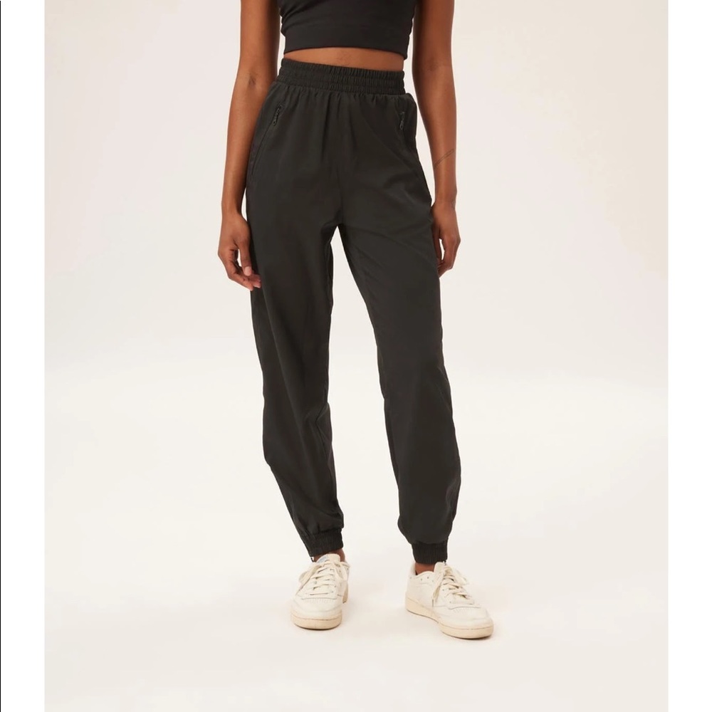 Summit Track Pant Size XS girlfriend collective